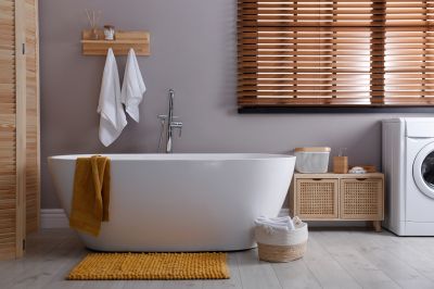 Compact Bathtubs